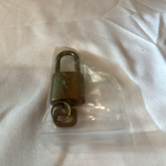 Louis Vuitton Ellipse GM Bag with original key - Picture 11 of 12